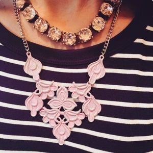 Plunder Sue Pink Necklace